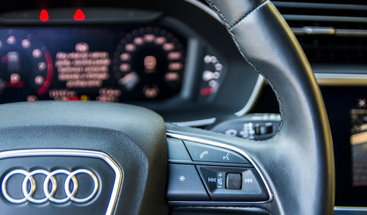 Audi Q3 cena 136500 przebieg: 17000, rok produkcji 2021 z Głuchołazy małe 704